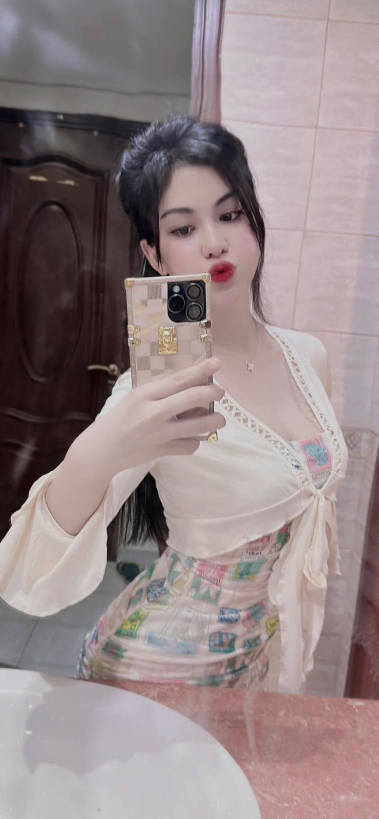 zhizhi-芝芝(6033) 小妹网